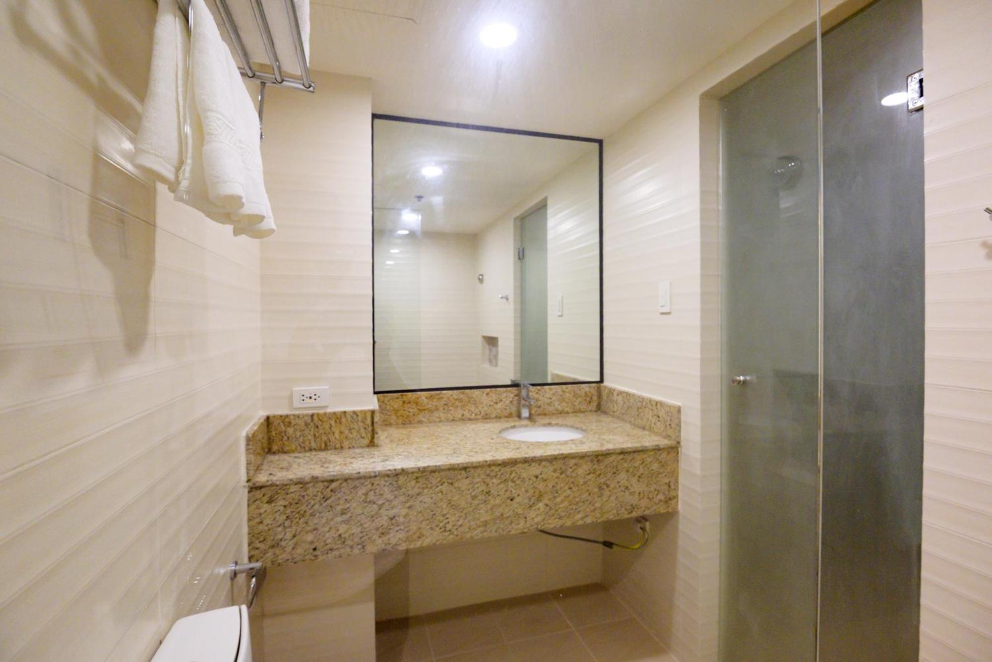 Surestay Plus By Best Western Cebu City Exterior foto